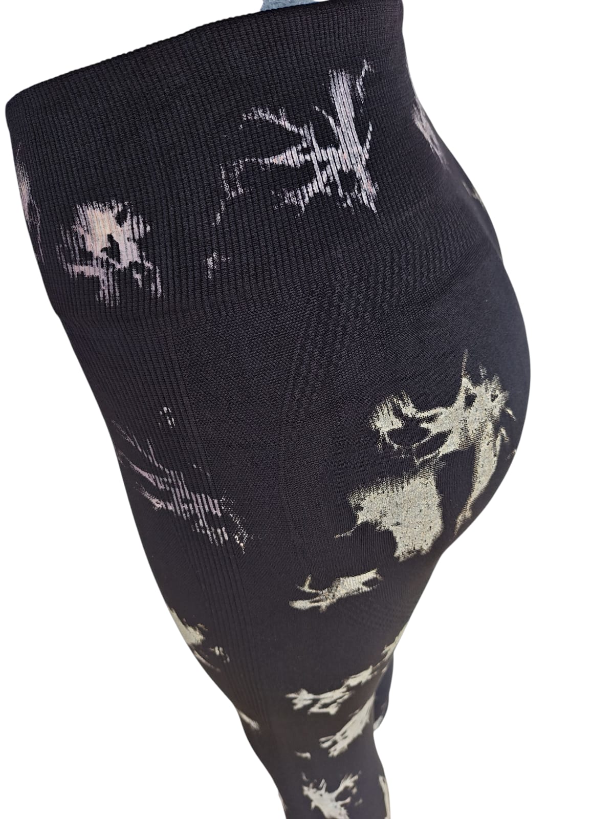 pantalonera con manchas y puch up