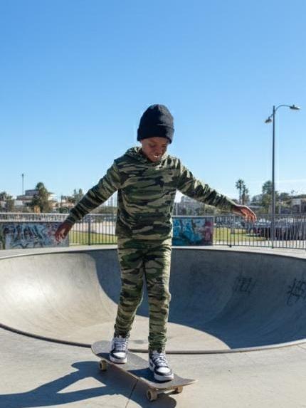 conjunto pantalonera y sueter infantil tipo militar 6 a 10 años Set De Camuflaje