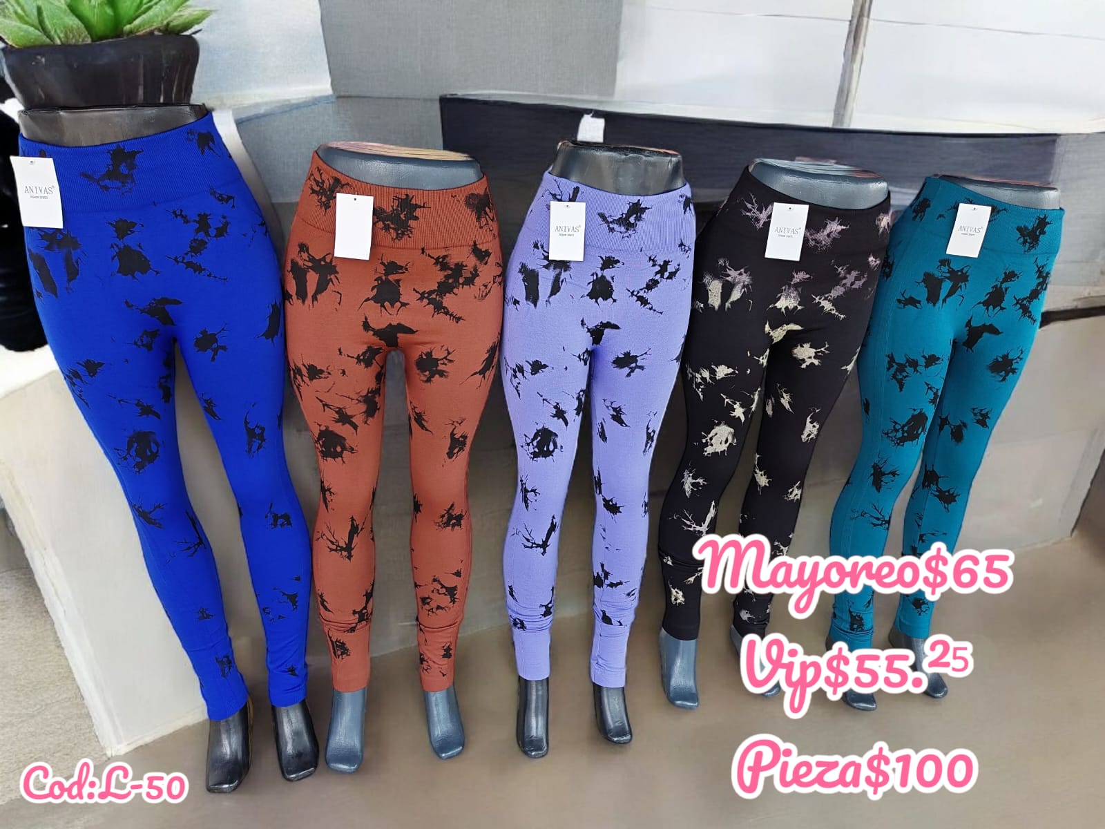 pantalonera con manchas y puch up
