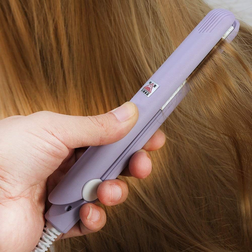 Mini plancha de pelo, rizador de calefacción de hierro plano de turmalina de cerámica portátil 2 en 1 para rizar enderezar flequillo, cabello ondulado cabello corto plancha para cabello(Púrpura)
